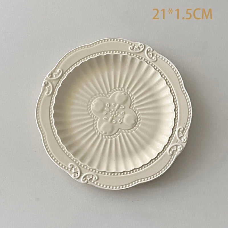 French Round Dinner Plate Vintage Relief Salad Fruit Plate Western Breakfast Pastry Plate Household Light Luxury Tableware