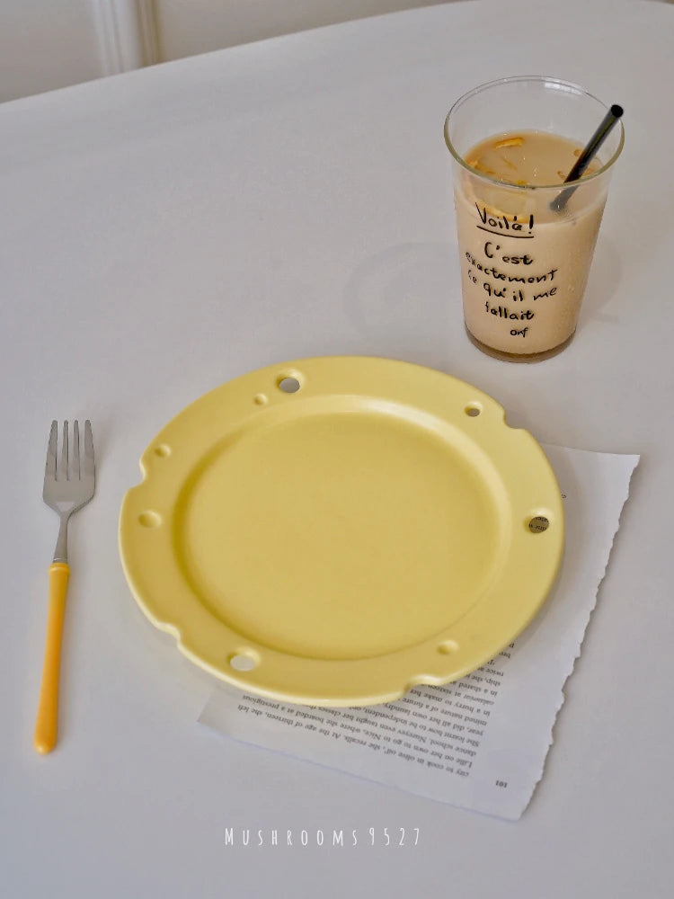 Matte Korean Style Cute Irregular Ceramic Cheese Dessert Plate Triangle Creative Home Flat Plate Cartoon