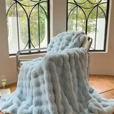 Luxury faux fur Blanket home bed linen Bubble Fleece Knee blanket bed Plaid plush sofa blankets for winter Bedspread on the bed