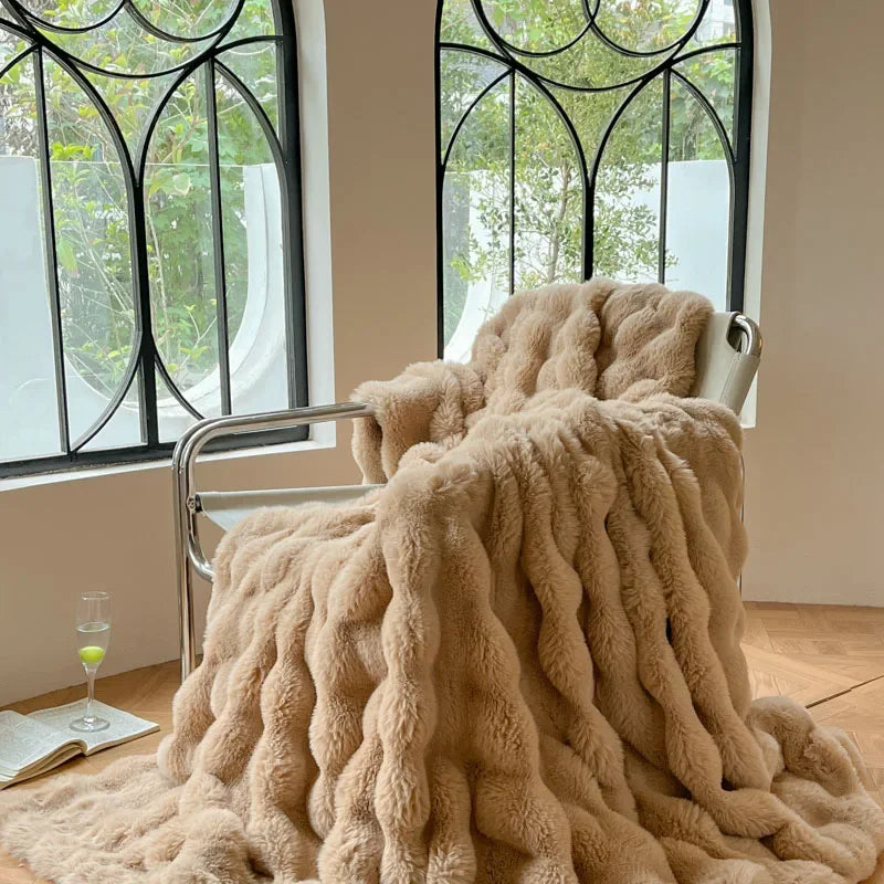 Luxury faux fur Blanket home bed linen Bubble Fleece Knee blanket bed Plaid plush sofa blankets for winter Bedspread on the bed
