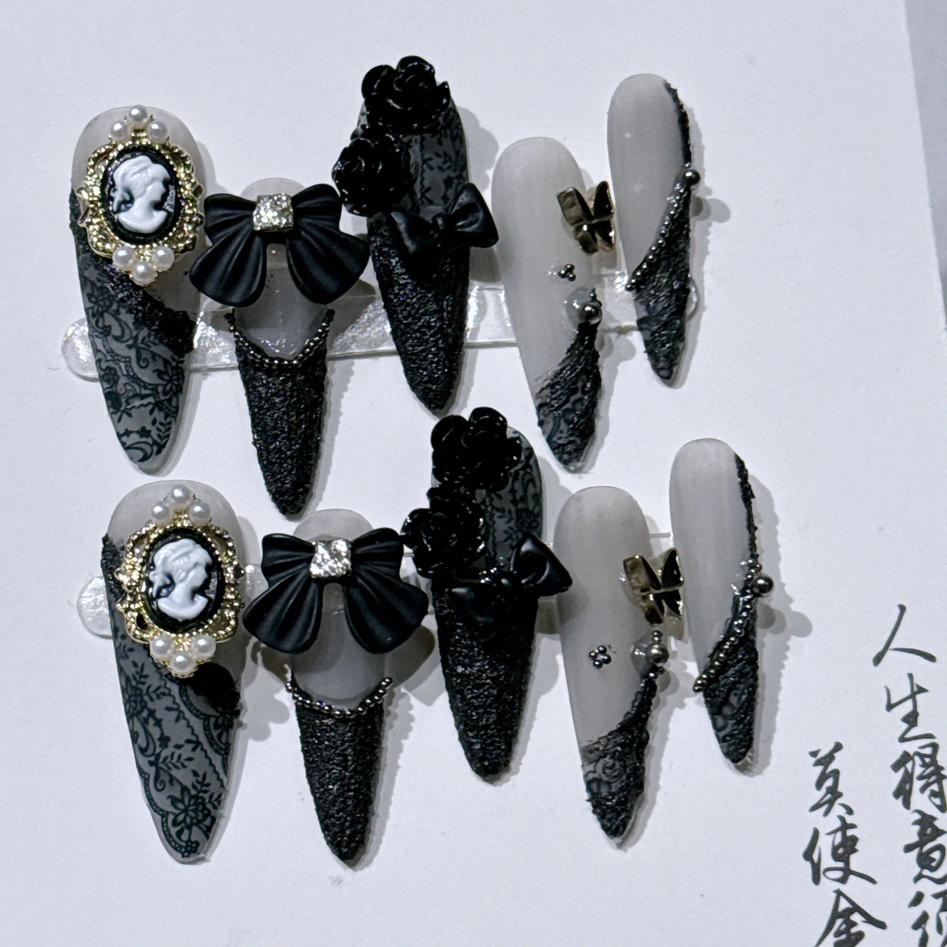 49955942990123|49955943055659|49955943088427