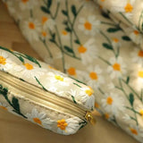 Art Daisy Embroidery Three-dimensional Embroidery Cotton And Linen Fabric DIY Bags Clothing Fabric