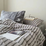 Hua Face  Simple Milk Velvet Stripe een Letter Four Piece Bedding Set Soft Skin Friendly Bloggers Sle Jiangsu Made