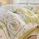 3pcs Simple Line Design Duvet Cover Set Cartoon Strawberry Print Bedding with 2 Pillowcases Skin-friendly Washable Quilt Cover