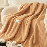 Solid color flannel blanket, thickened warm coral blanket, winter office rest blanket, double-sided plush cover blanket