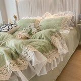 4Pcs Vintage Carved Velvet Lace Ruffles Princess Wedding Bedding Set Queen King Duvet Cover Set Fitted/Flat Sheet Pillowcases