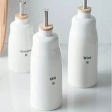 Ceramic Oil Bottle Pot Soy Sauce Vinegar Leakproof Bottle Condiment Jar Creative Metal spout spice bottle‌ condiment dispenser