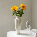 Nordic Retro Vase Flower Arrangement Ceramic White High-end Hydroponic Rose Flowers Dried Flowers Home Decoration