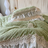 4Pcs Vintage Carved Velvet Lace Ruffles Princess Wedding Bedding Set Queen King Duvet Cover Set Fitted/Flat Sheet Pillowcases