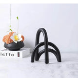 Geometric Arch Shaped Resin Ornaments Desktop Black and White Handicraft Modern Home Decoration