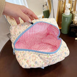 Flower Quilted Fashion Makeup Storage Bag Portable Travel Organizer Cosmetic Toiletry Pouch Cute Make Up Handbag Clutch Purse