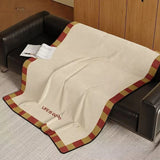 Retro Color Blocking Winter Lamb Fleece Blankets Wide Flannel Bedroom Sofa Soft Breathable Warm Cover Sofa Blanket for Bed Gifts
