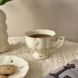 1Set Floral Ceramic Cup and Saucer Tea Set Accessible Luxury Coffee Cup and Saucer Afternoon Tea Cup, Suitable for Home Decoration, Party Party, Breakfast Milk Bread, Afternoon Tea Coffee Cake, Gift Giving