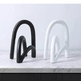 Geometric Arch Shaped Resin Ornaments Desktop Black and White Handicraft Modern Home Decoration