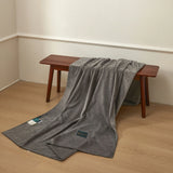Ikeehome  new Japanese-style solid color simple color woven jacquard casual blanket office lunch break sleeping blanket sofa blanket