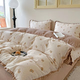 Thiened Double Layer Cotton Bean Flannel Four Piece Set Korean Sle Winter Warm Student Tee Piece Set Floral Lace Bedding