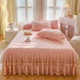 4/6Pcs Milk Velvet Flower Lace Ruffles Luxury Bedding Set King Queen Size Duvet Cover Quilted Bed Skirt Bedspread Pillowcases