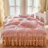 4/6Pcs Milk Velvet Flower Lace Ruffles Luxury Bedding Set King Queen Size Duvet Cover Quilted Bed Skirt Bedspread Pillowcases