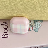 Pink and White Plaid + Heart Pendant Suitable for Apple for Airpodspro2 Case/For Airpodspro Case/For Airpods4 Case/For Airpods3 Case/For Airpods2 Case/Fashionable Women's Earphone Case/Simple Earphone Case