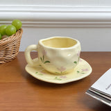 1Set Ceramic Asymmetrical Hand-Kneaded Coffee Cup and Saucer, High-Looking Purple Tulip Coffee Cup and Saucer, Suitable for Home Decoration, Home Drinking Water, Party Party, Camping Style Picnic, Gift Giving