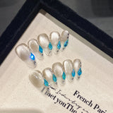 10Pcs Shiny Handmade Press on Nails Full Cover Rhinestone Cat's Eye Design False Nails Almond Wearable Manicure Nail Tips Art