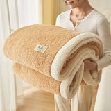 Solid color flannel blanket, thickened warm coral blanket, winter office rest blanket, double-sided plush cover blanket