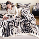European Luxury Rabbit Plush Thick Blanket Multifunctional Nap Lamb Wool Blanket for Office Skin-Friendly Bedspreads for Home