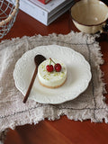 White Relief Dining Plate French Household Ceramic Round Plates Solid Color Dessert Flower Dish Simple Versatile Tableware
