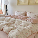 Thiened Double Layer Cotton Bean Flannel Four Piece Set Korean Sle Winter Warm Student Tee Piece Set Floral Lace Bedding