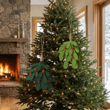 Non-woven Christmas Leaf Branch Pendant Lightweight Green Christmas Leaf Decoration with Red Berry Accent Christmas Tree Pendant