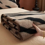 New thickened imitation cashmere milk fleece blanket shawl towel blanket coral fleece office blanket