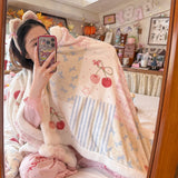 Merry Christmas Blanket Milk Lamb Wool Super Soft Warm Little Furball Design Red Blanket for New Year Christmas Gift for Family