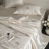 60S Lyocell Bamboo Fiber Flower Embroidery Summer Quilt Bedding Set Soft Silky Thin Comforter Blanket With Bed Sheet Pillowcases