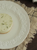 French Relief Dining Plate Household Breakfast Bread Disc Nordic Style White Ceramic Tableware Retro Versatile Dessert Plates