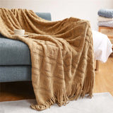 Luxury Chunky Knit Throw Blanket Soft Cozy Cable Knitted with Tassels Winter Warm Nordic Home Decor Blanket Christmas Green Gift