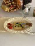 Korean Gentle Cream Ceramic Dessert Plate Antique Relief Letter Fruit Salad Plates Western Food Steak Afternoon Tea Cake Dishes