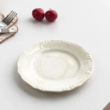 French Relief Plate Fashion White Round Ceramic Plates 2025 New Home Kitchen Serving Dish Afternoon Tea Dessert Cake Tableware