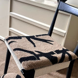 Autumn and winter warm Korean version of jacquard lamb wool seat cushion large lamb wool particles cutebear striped seat cushion
