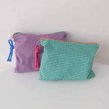 A women's plaid cosmetic bag, large capacity cotton, suitable for travel, make-up