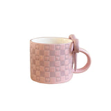 1Pc Bow Handle Heart Ceramic Mug, Creative Bow Handle Design Checkerboard Pattern Mug Coffee Cup, Suitable for Home Decoration, Daily Drinking Water, Breakfast Milk, Afternoon Tea Coffee, Coffee Shop Latte Flower Cup, Exquisi