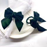 6pcs Red&Green Bow Christmas Napkin Rings Chic Velvet Bowknot for Xmas Dinner Parties Holiday Wedding Home Napkin Holders