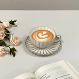 1Set 250ml Shell Coffee Cup and Saucer Set, Retro Japanese Ceramic Coffee Cup and Saucer, Suitable for Home Decoration, Home Daily Use, Breakfast Bread, Milk Cup and Saucer, Afternoon Tea Coffee Latte Latte Art Cup, Gift Givi