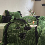 Heavyweight Flannel Bedding Set 4-Piece, Fleece Winter Warm Comforter Cover, Classical Floral Wrinkle Applique Embroidery
