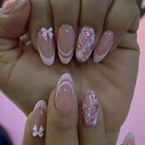 24Pcs Cat's Eye Design Fake Nail with Pearl Short Round Head Press on False Nails Silver French Bow Pattern Full Cover Nail Tips