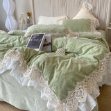 4Pcs Vintage Carved Velvet Lace Ruffles Princess Wedding Bedding Set Queen King Duvet Cover Set Fitted/Flat Sheet Pillowcases