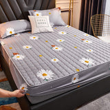 Thicken quilted mattress protector cover couple luxury double bed elastic fitted sheet style king size protection pad 180