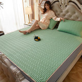 Natural Thai Latex Summer Mat Cooling Rayon Bed Mat for Summer Comfortable Breathable Cool Mat and Pillowcase Cold Folding Mats